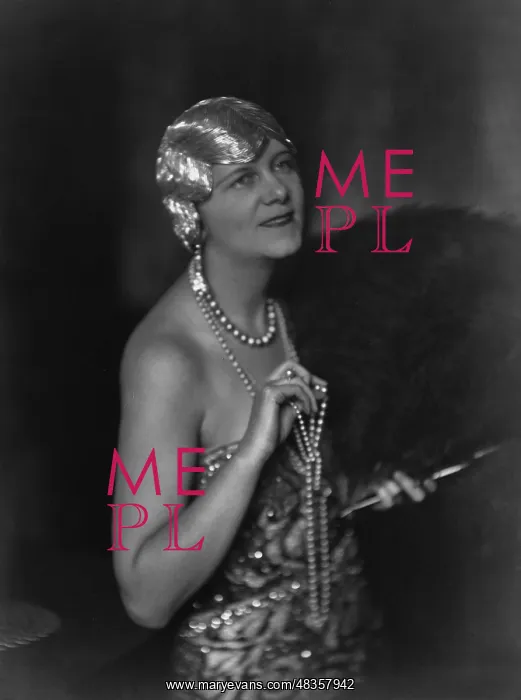 : Nell Walden-Heimann, 1935 : Nell Walden-Heimann, 1935