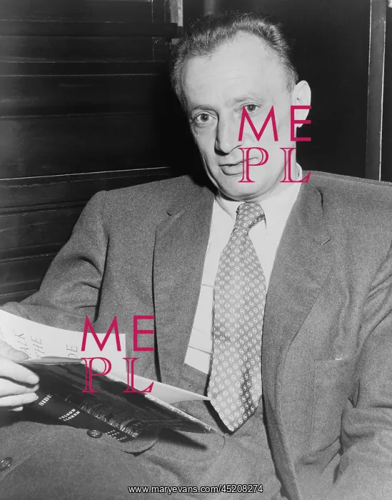 : Nelson Algren (1909-1981), holding copy ? : Nelson Algren (1909-1981), holding copy ?