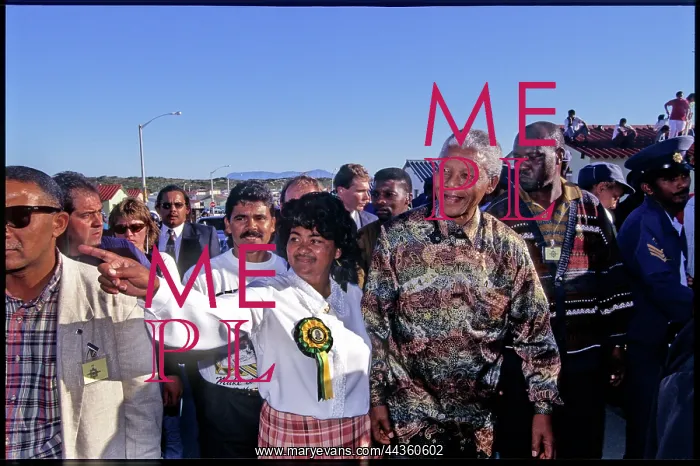 : Nelson Mandela, ANC election campaign, Tafelsig, Mitchells : Nelson Mandela, ANC election campaign, Tafelsig, Mitchells