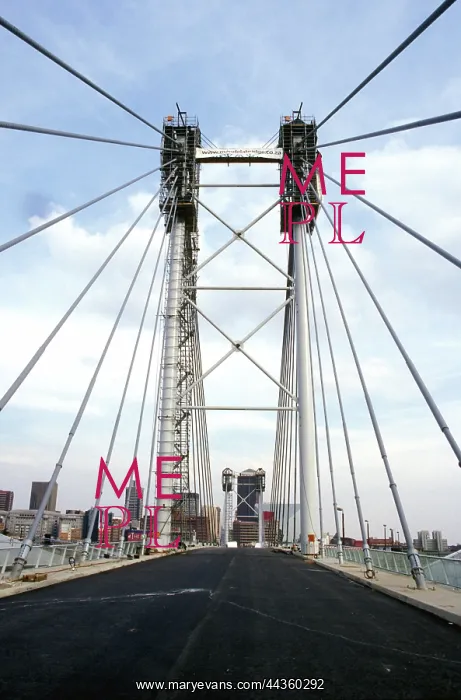 : Nelson Mandela Bridge under construction : Nelson Mandela Bridge under construction