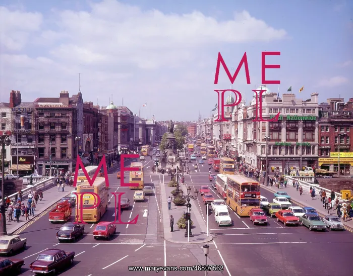 : Nelson's Pillar, O'Connell Street and Bridge, Dublin : Nelson's Pillar, O'Connell Street and Bridge, Dublin