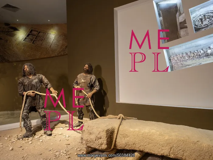 : Neolithic reconstruction, Sanliurfa Museum, Urfa, Turkey : Neolithic reconstruction, Sanliurfa Museum, Urfa, Turkey