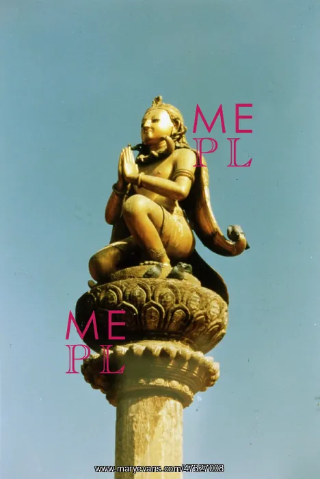  : NEPAL / PATAN / KING STATUE