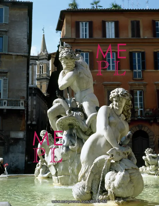 : Neptune fighting an octopus. Fountain of Neptune. Rome. Ita : Neptune fighting an octopus. Fountain of Neptune. Rome. Ita