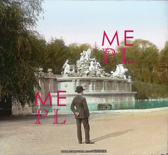 : The Netune well at the garden of the Schoenbrunn Palace : The Netune well at the garden of the Schoenbrunn Palace
