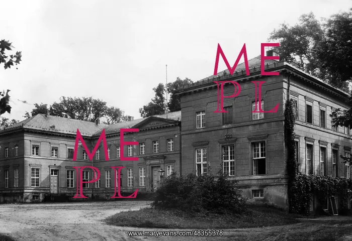 : Neuhardenberg Castle, 1934 : Neuhardenberg Castle, 1934