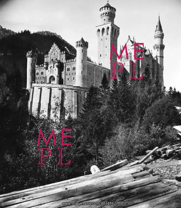 : Neuschwanstein Castle, around 1900 : Neuschwanstein Castle, around 1900