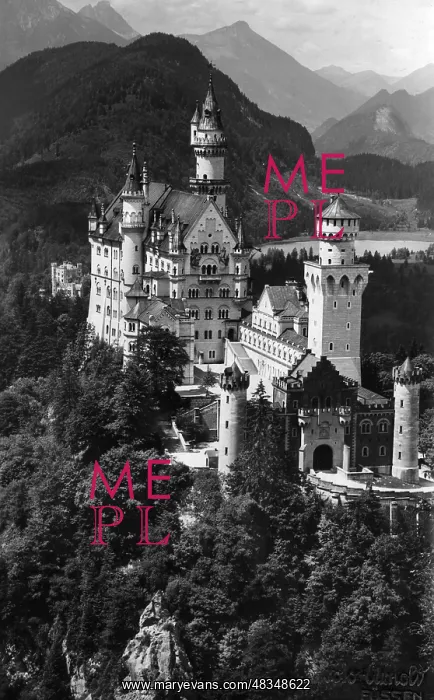 : Neuschwanstein Castle, around 1910 : Neuschwanstein Castle, around 1910