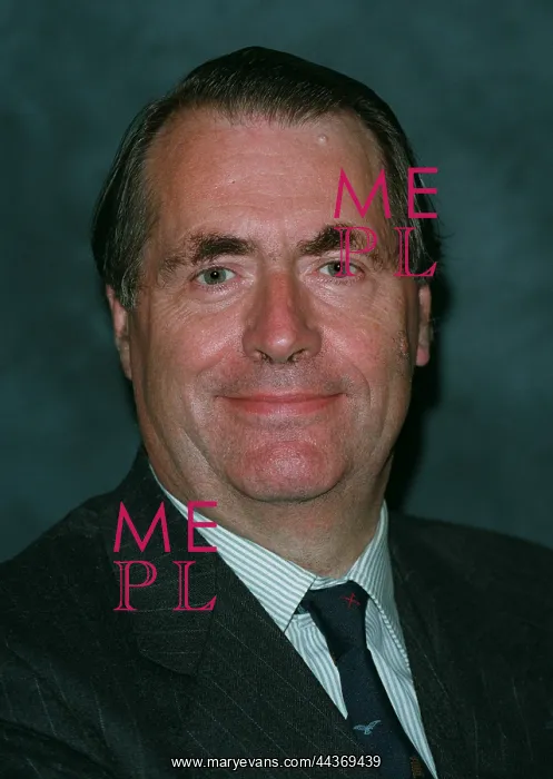 : Neville Trotter MP