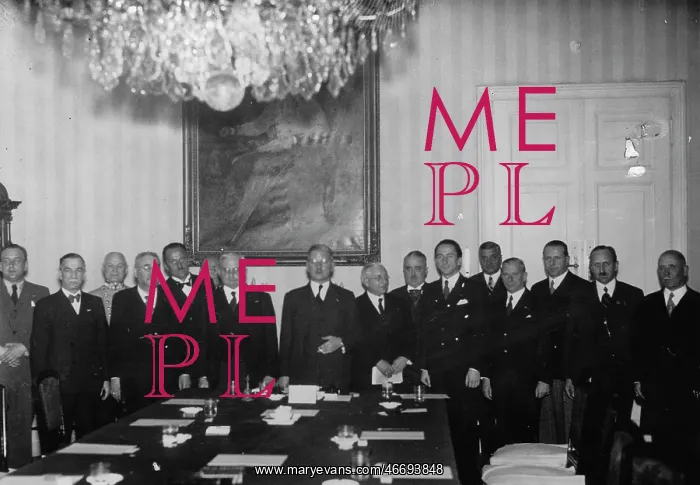 : The new Austrian cabinet under Chancellor : The new Austrian cabinet under Chancellor
