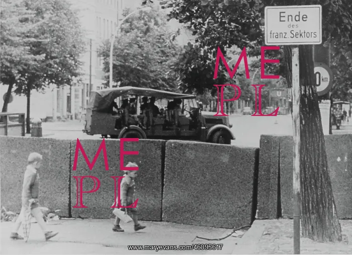 : New Berlin Wall : New Berlin Wall