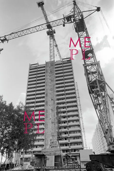 : New building construction in Moscow, 1984 : New building construction in Moscow, 1984