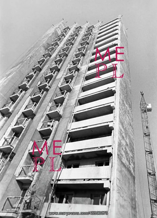 : New buildings. Moscow, 1975 : New buildings. Moscow, 1975