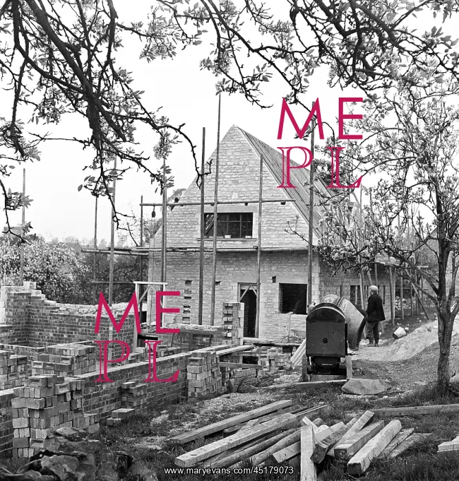 : New housing : New housing