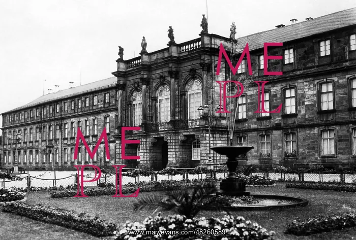 : New Palace in Bayreuth, 1932 : New Palace in Bayreuth, 1932