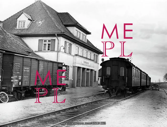 : New railway station in Bischofswerder, around the 1920s : New railway station in Bischofswerder, around the 1920s