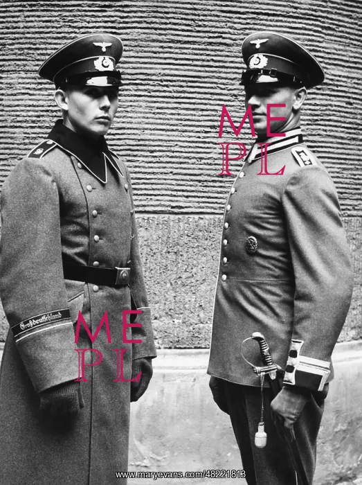 : The new uniform of the Infantry Regiment Grossdeutschla : The new uniform of the Infantry Regiment Grossdeutschla