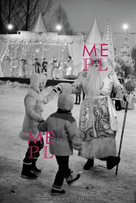 : New Year. USSR. December 26, 1985. Ded Moroz (Father Frost) dances with children : New Year. USSR. December 26, 1985. Ded Moroz (Father Frost) dances with children