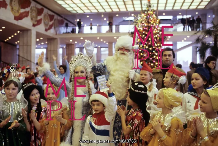 : New Year's celebration in Kremlin, 1981 : New Year's celebration in Kremlin, 1981