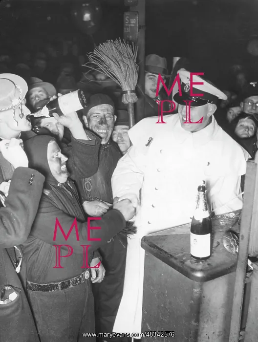 : New Year's Eve in Berlin, 1939 : New Year's Eve in Berlin, 1939