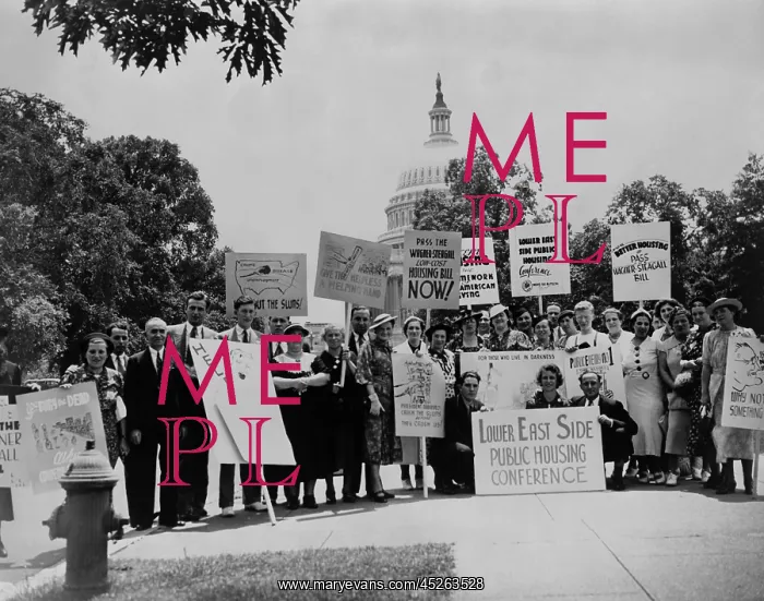 : New Yorkers protest for passage of the Wagner-Steagall : New Yorkers protest for passage of the Wagner-Steagall