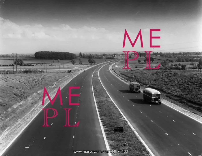 : NEWLY BUILT M1 MOTORWAY : NEWLY BUILT M1 MOTORWAY