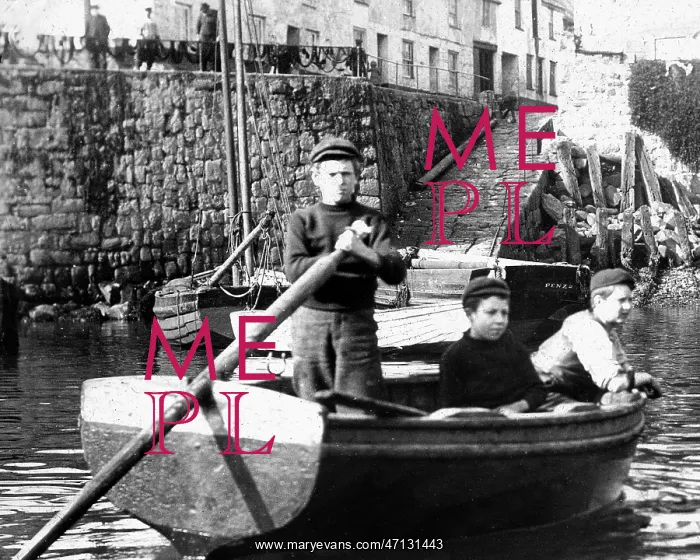  : Newlyn Harbour early 1900s