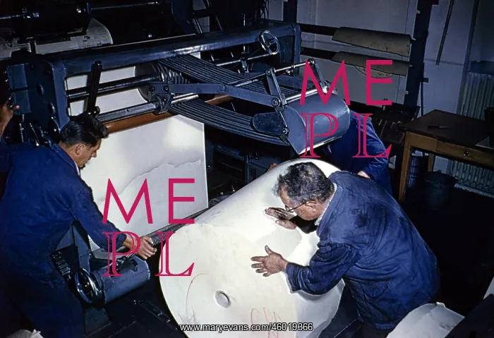 : Newspaper production : Newspaper production