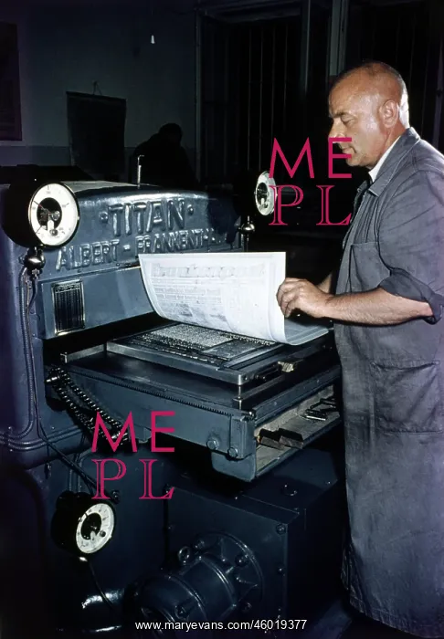 : Newspaper production : Newspaper production