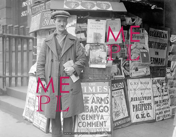 : Newspaper Seller 1933 : Newspaper Seller 1933