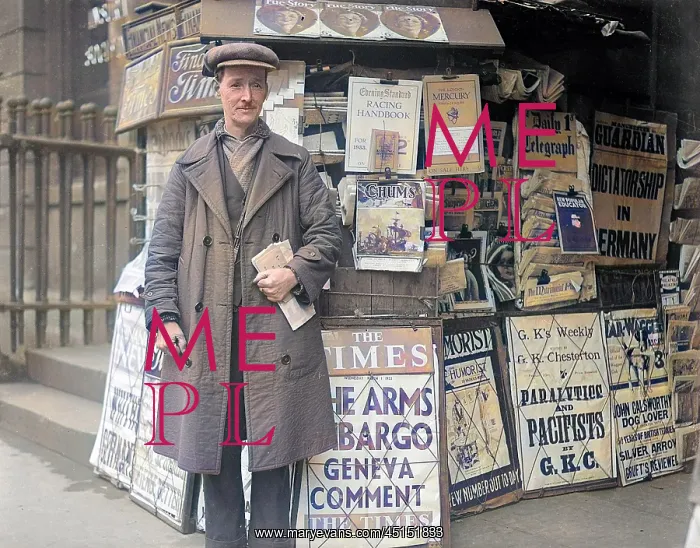 : Newspaper Seller 1933 : Newspaper Seller 1933