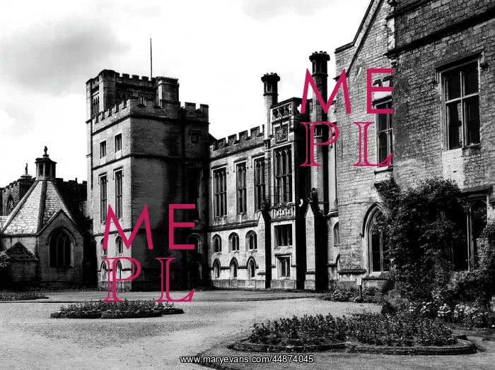 : NEWSTEAD ABBEY : NEWSTEAD ABBEY