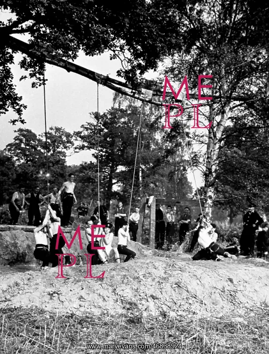 : NFS firefighters at a training camp, WW2 : NFS firefighters at a training camp, WW2
