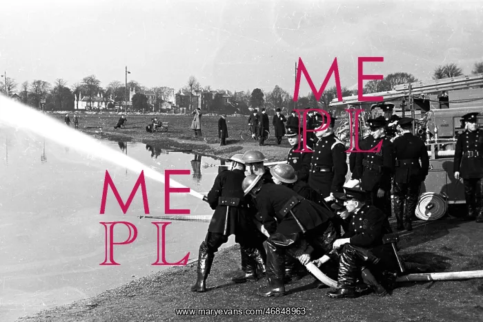 : NFS - Home Office hose tests at Wimbledon, WW2 : NFS - Home Office hose tests at Wimbledon, WW2
