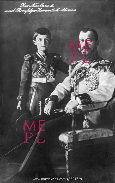 : Nicholas II and his son Alexei, 1913 : Nicholas II and his son Alexei, 1913