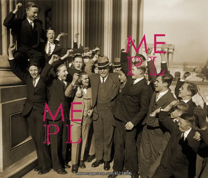 : Nicholas Longworth (1869-1931), is cheered ? : Nicholas Longworth (1869-1931), is cheered ?