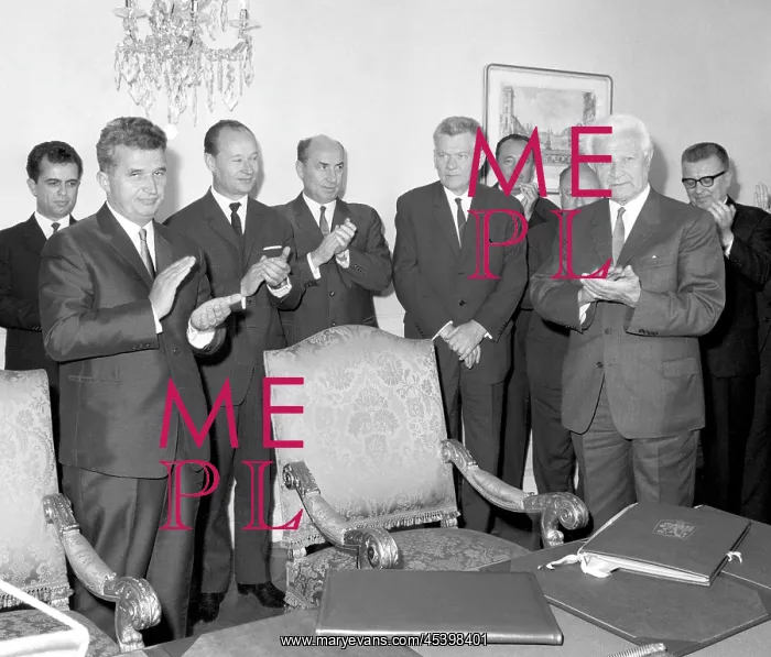 : Nicolae Ceausescu - Alexander Dubcek - Ludvik : Nicolae Ceausescu - Alexander Dubcek - Ludvik