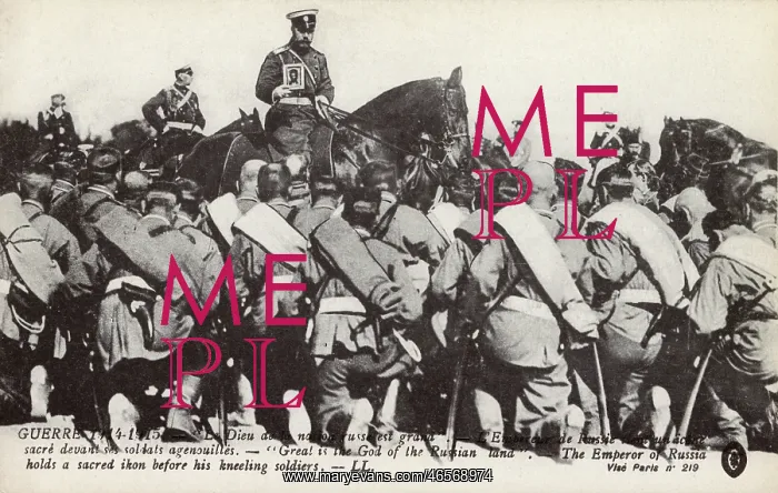 : Nicolas II and Kneeling troops - WWI : Nicolas II and Kneeling troops - WWI