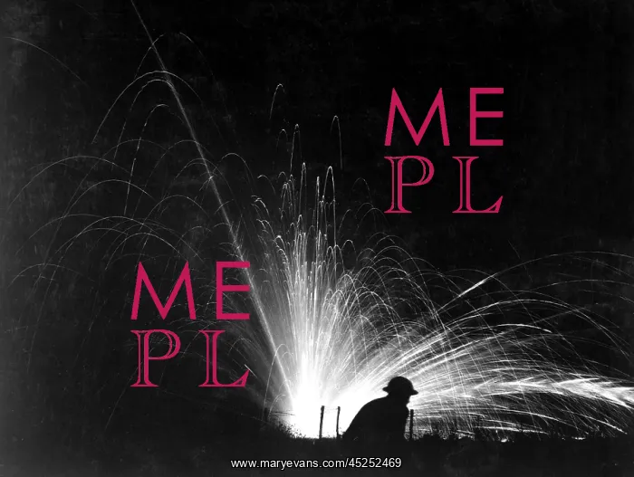 : Night attack with phosphorus bombs in maneuvers : Night attack with phosphorus bombs in maneuvers