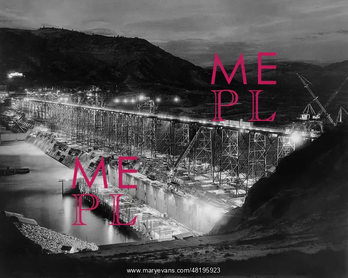: Night view of the Grand Coulee Dam, 1939 : Night view of the Grand Coulee Dam, 1939