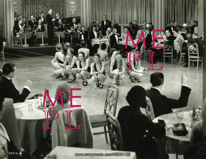 : Nightlife in Berlin, 1932 : Nightlife in Berlin, 1932