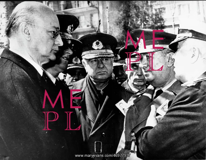  : Nihat Erim