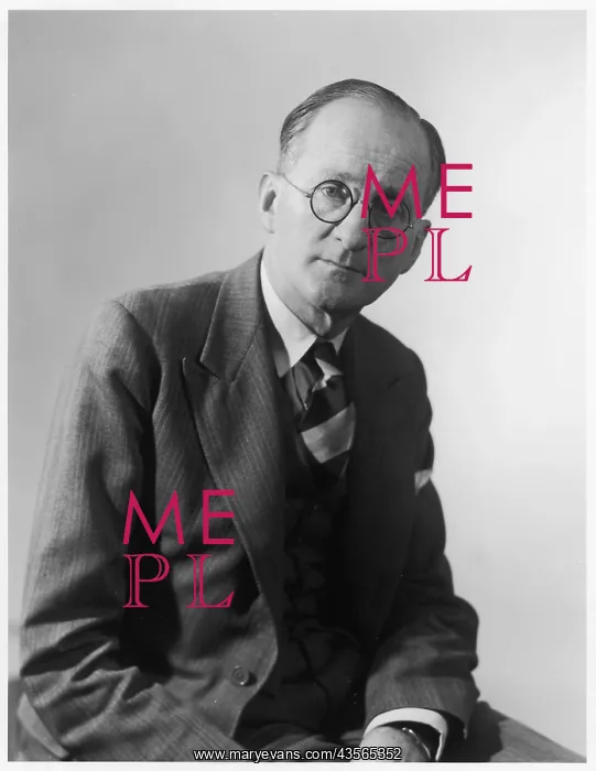 : Nikolaus PEVSNER : Nikolaus PEVSNER