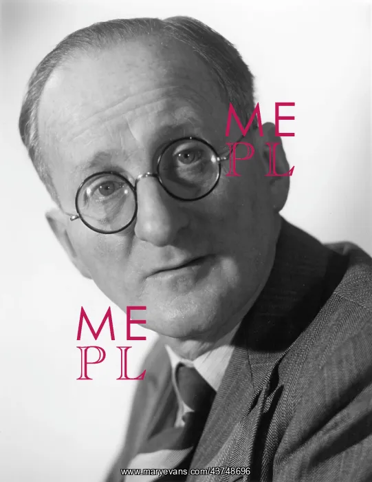 : Nikolaus Pevsner : Nikolaus Pevsner