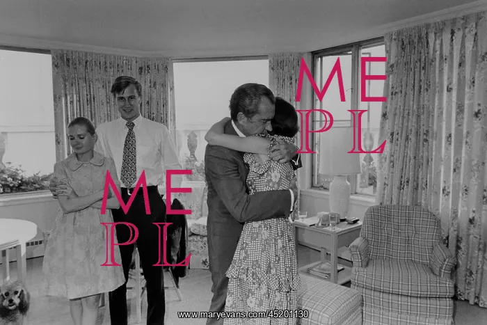 : Nixon hugging his daughter Julie shortly ? : Nixon hugging his daughter Julie shortly ?