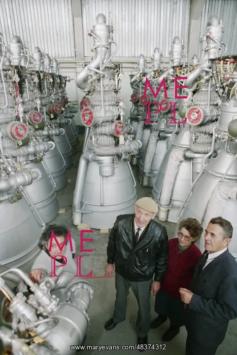 : NK-33 liquid rocket engine : NK-33 liquid rocket engine
