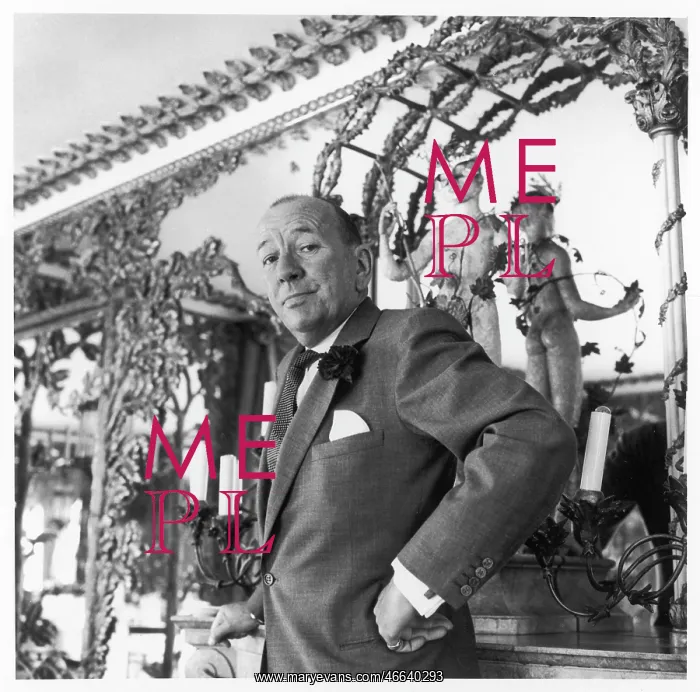 : NOEL COWARD / MIRROR : NOEL COWARD / MIRROR
