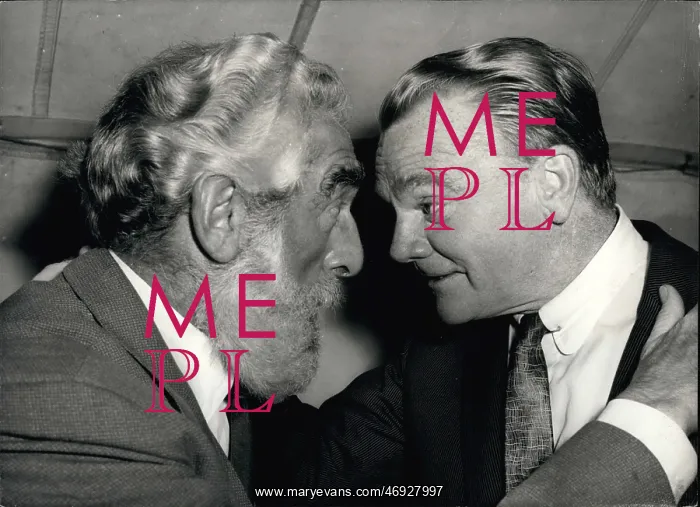 : Noel Purcell and James Cagney : Noel Purcell and James Cagney