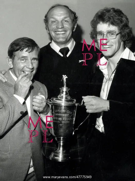 : Norman Wisdom, Henry Cooper and Nick O'Byrne : Norman Wisdom, Henry Cooper and Nick O'Byrne