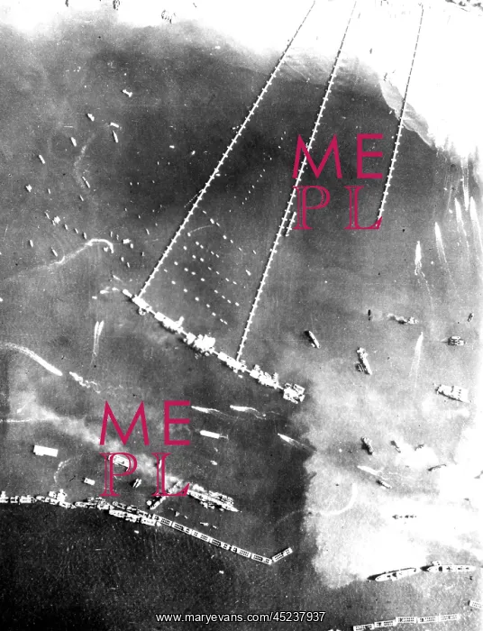 : NORMANDY, aerial shot of prefabricated harbors ? : NORMANDY, aerial shot of prefabricated harbors ?